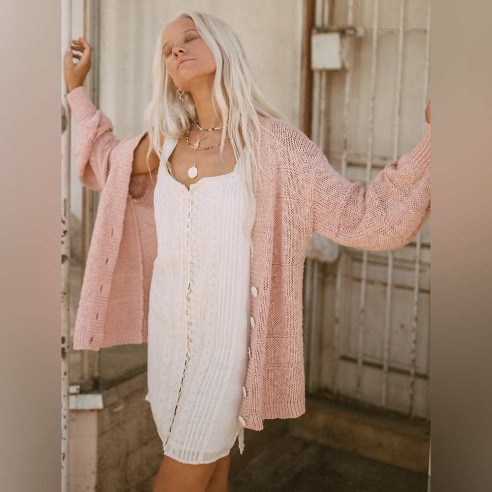 Spell Pearl on Pearl Knit Cardigan - Rose
